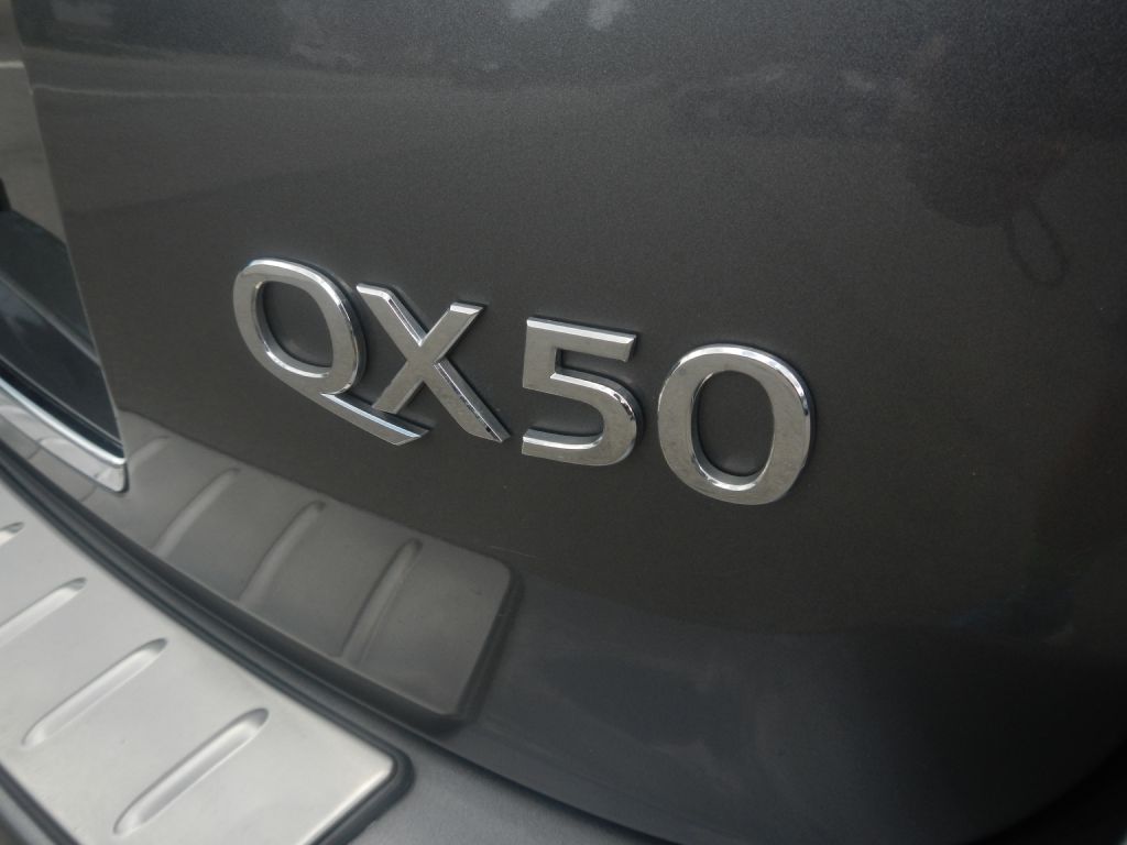Photo 33 of this INFINITI QX50 AWD