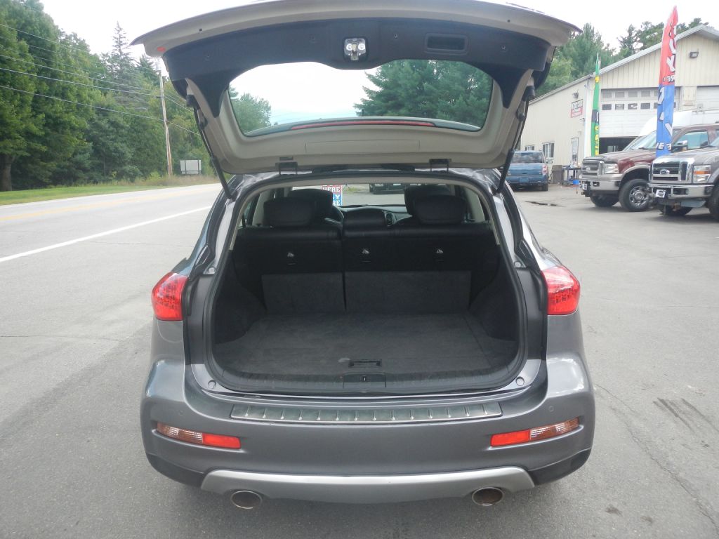 Photo 36 of this INFINITI QX50 AWD