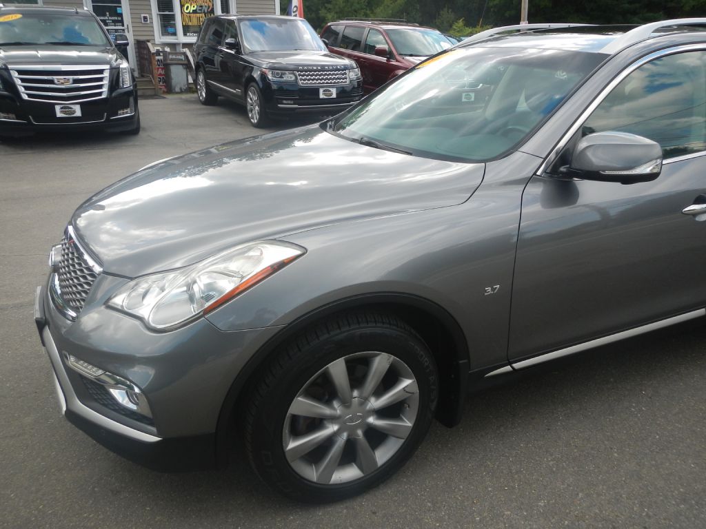 Photo 38 of this INFINITI QX50 AWD