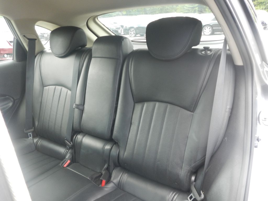 Photo 45 of this INFINITI QX50 AWD