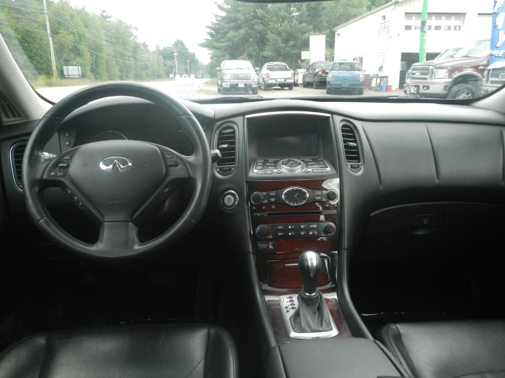 Photo 46 of this INFINITI QX50 AWD