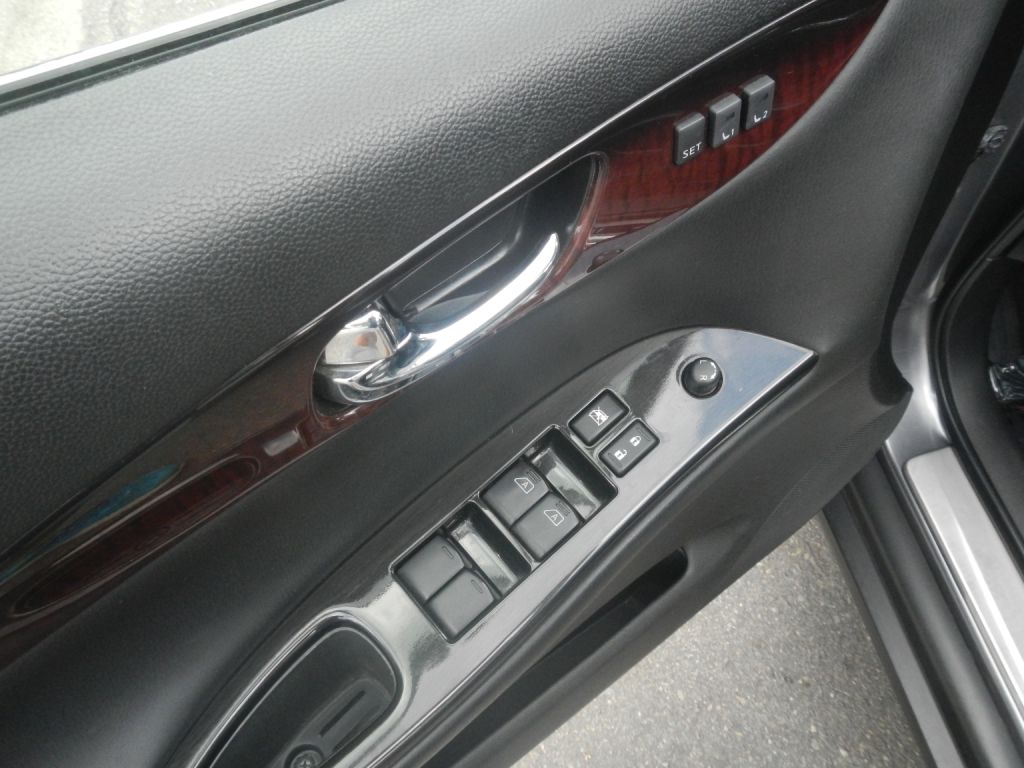Photo 48 of this INFINITI QX50 AWD