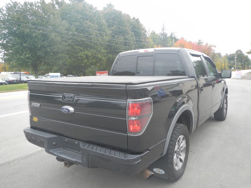Photo 7 of this FORD F150 FX4 4WD