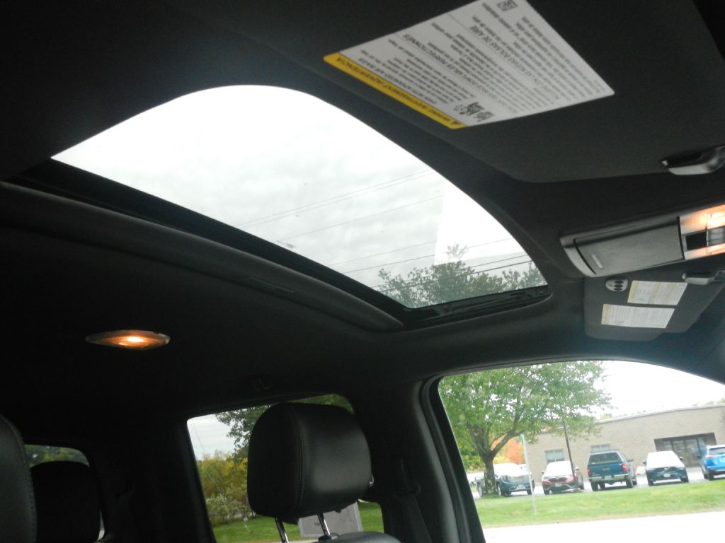 Photo 23 of this FORD F150 FX4 4WD