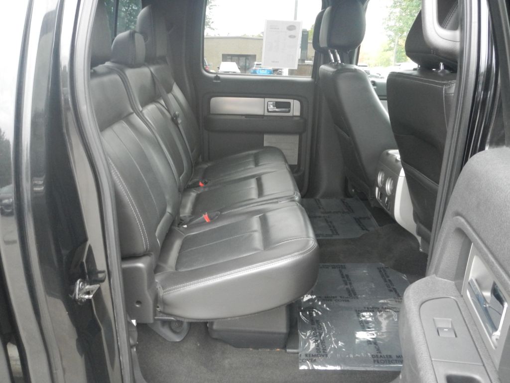 Photo 25 of this FORD F150 FX4 4WD