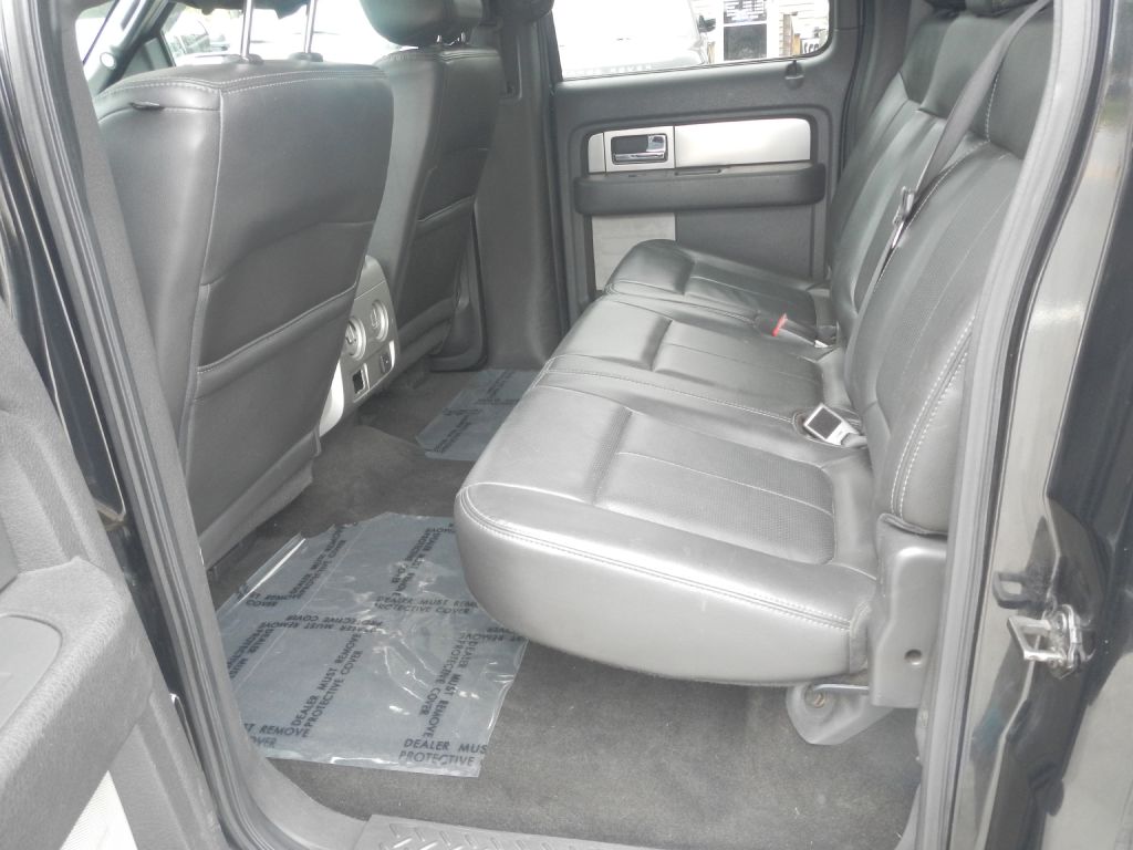Photo 38 of this FORD F150 FX4 4WD
