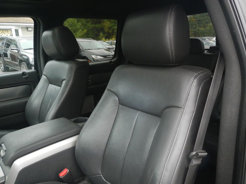 Photo 46 of this FORD F150 FX4 4WD