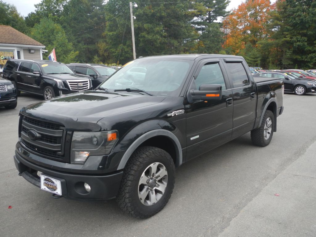 Photo 56 of this FORD F150 FX4 4WD