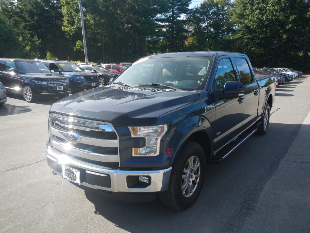Photo 2 of this FORD F150 LARIAT 4WD
