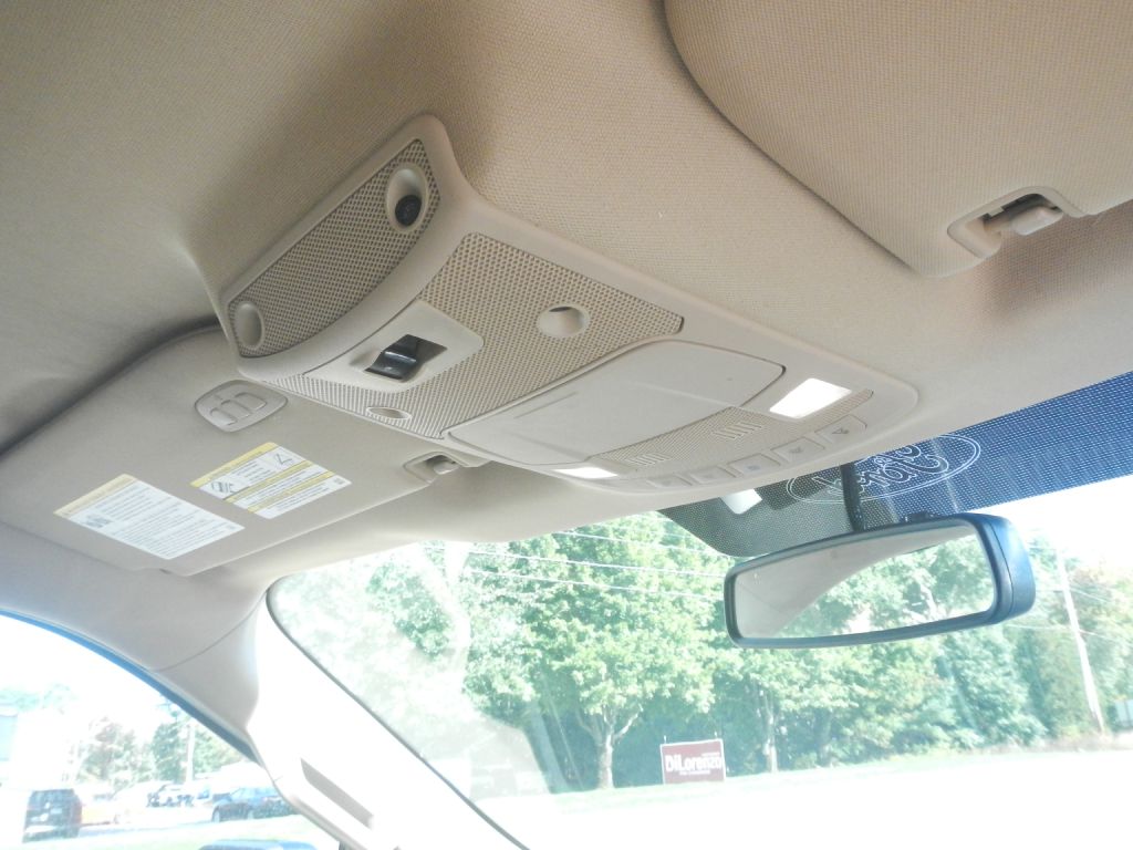 Photo 25 of this FORD F150 LARIAT 4WD
