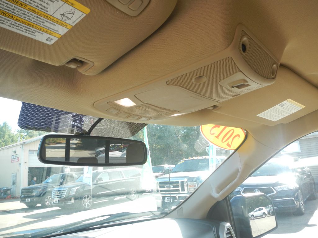 Photo 53 of this FORD F150 LARIAT 4WD