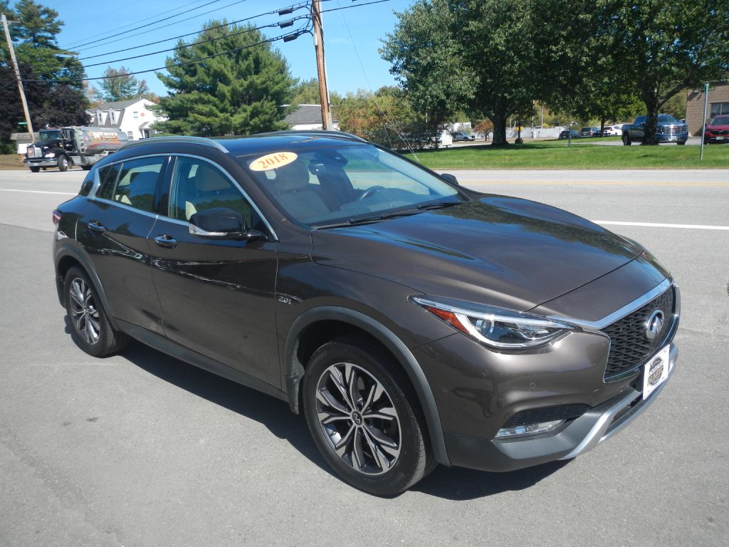 2018 INFINITI QX30 AWD