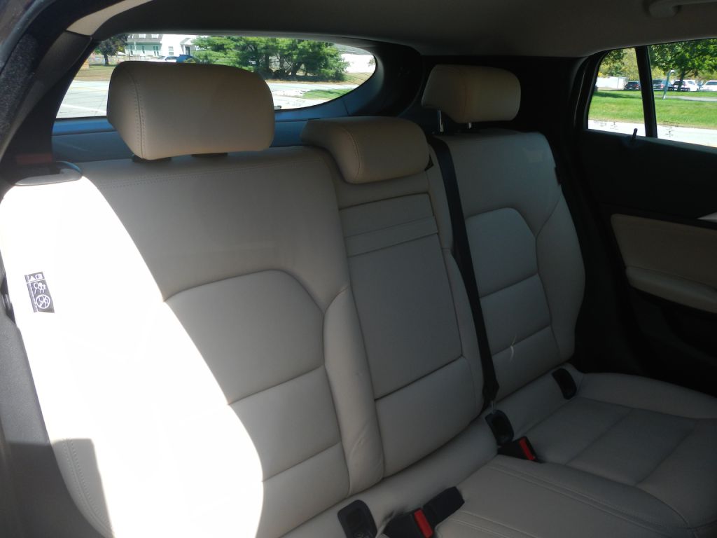 Photo 32 of this INFINITI QX30 AWD