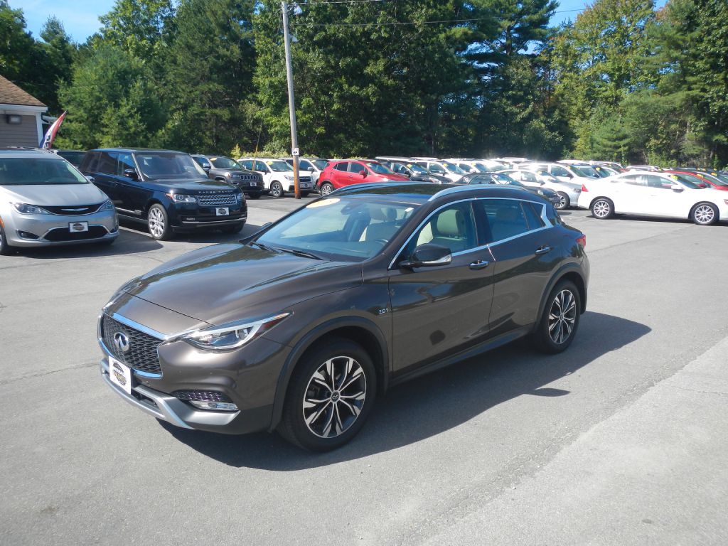 Photo 52 of this INFINITI QX30 AWD