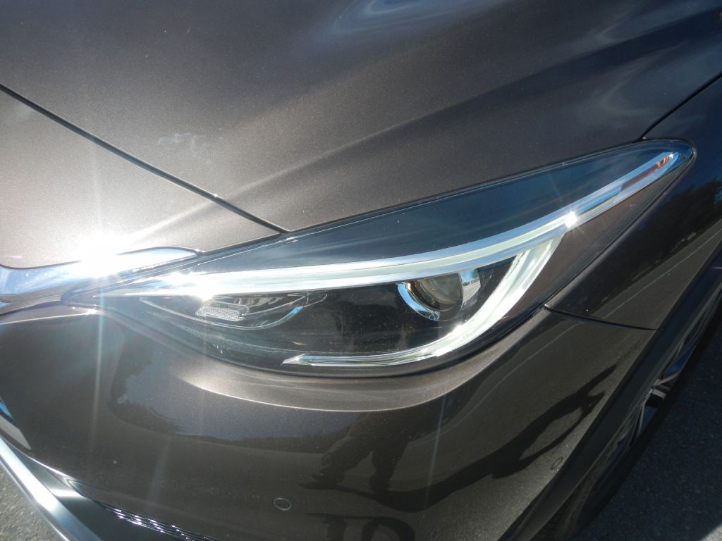 Photo 53 of this INFINITI QX30 AWD