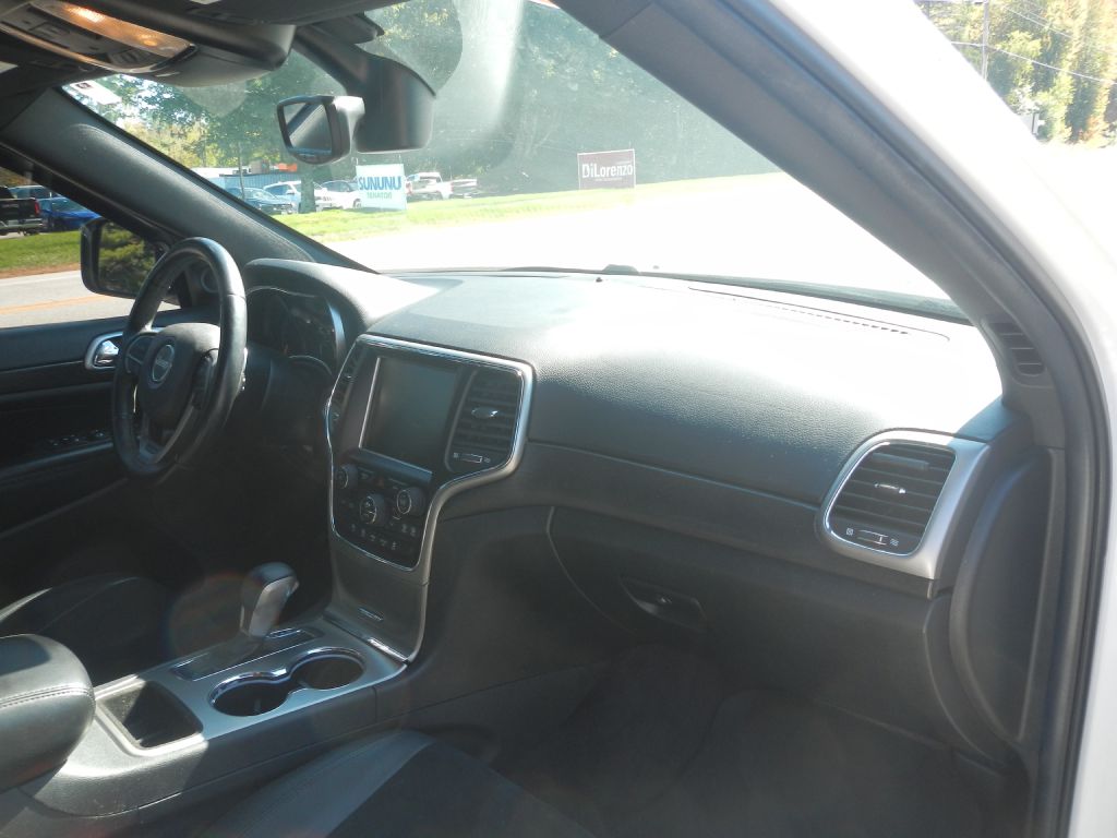 Photo 10 of this JEEP GRAND CHEROKEE