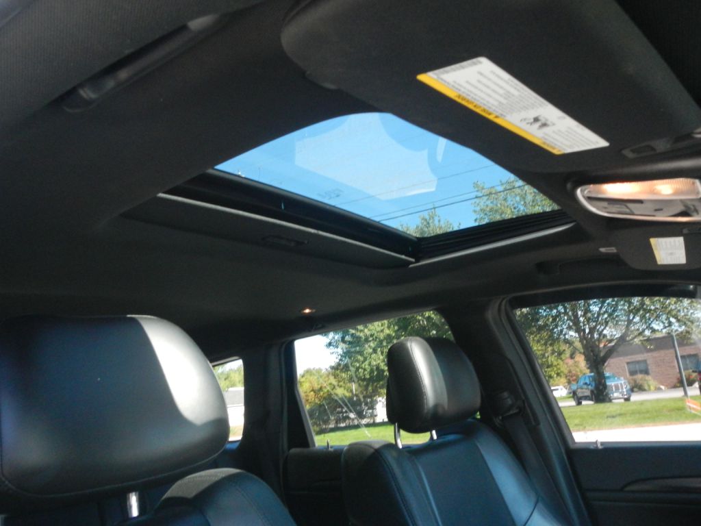 Photo 23 of this JEEP GRAND CHEROKEE