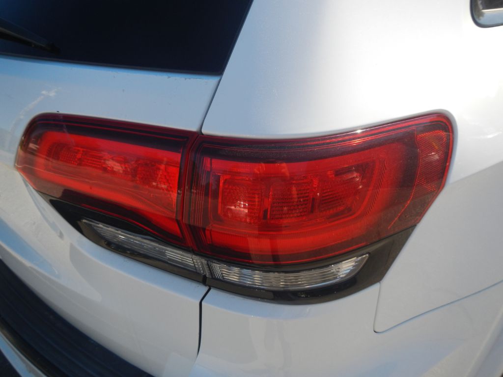 Photo 29 of this JEEP GRAND CHEROKEE