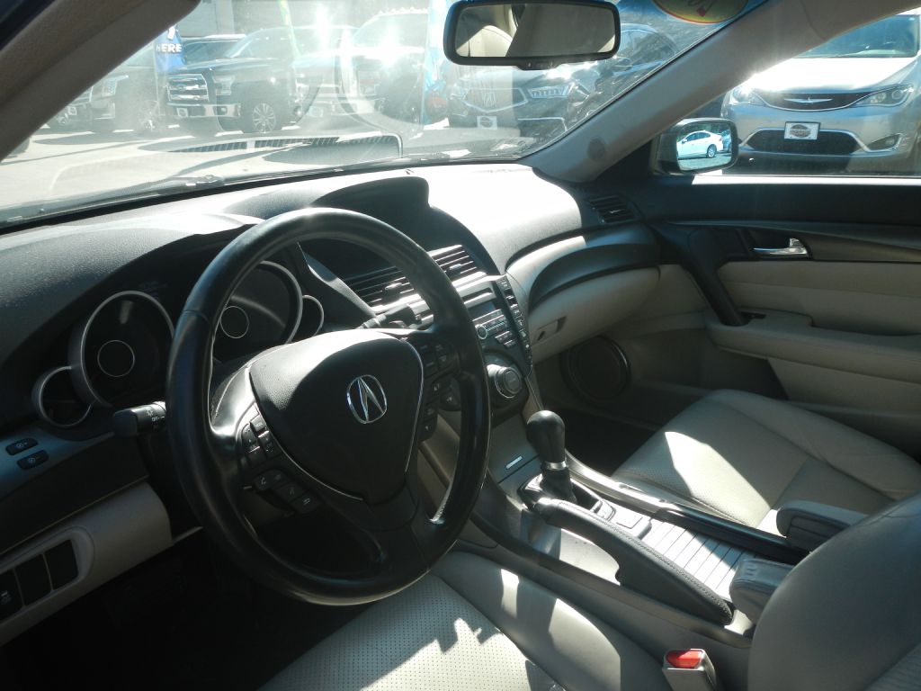 Photo 3 of this ACURA TL TECH