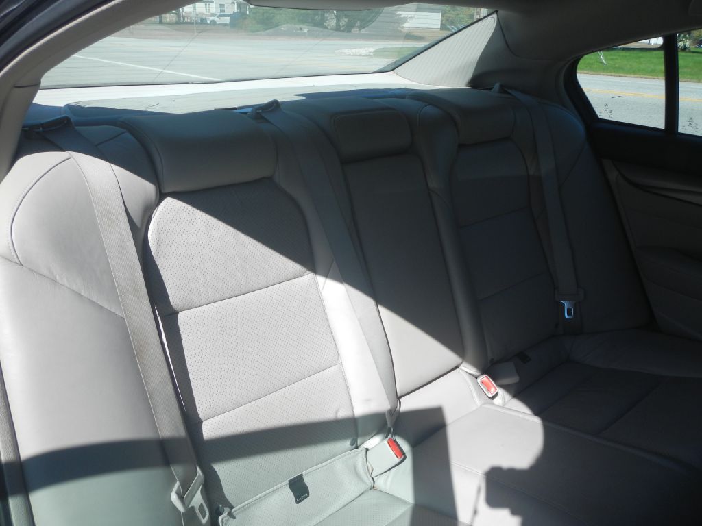 Photo 8 of this ACURA TL TECH