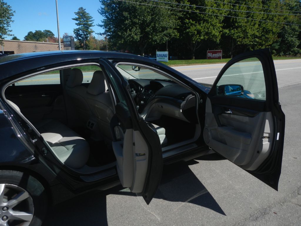 Photo 15 of this ACURA TL TECH