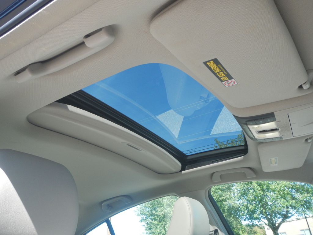 Photo 21 of this ACURA TL TECH