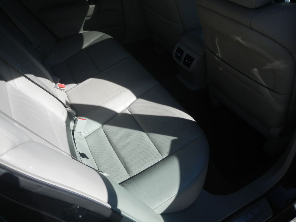 Photo 25 of this ACURA TL TECH