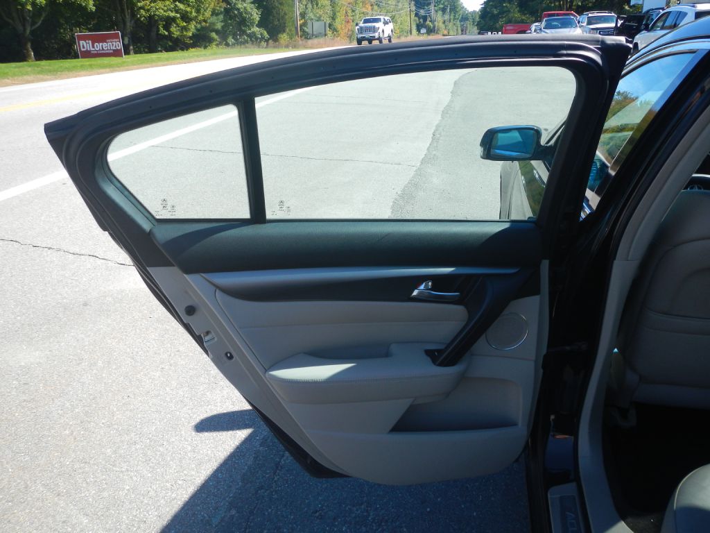 Photo 37 of this ACURA TL TECH