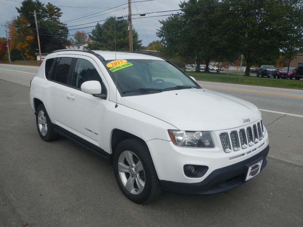 Photo 50 of this JEEP COMPASS 4WD