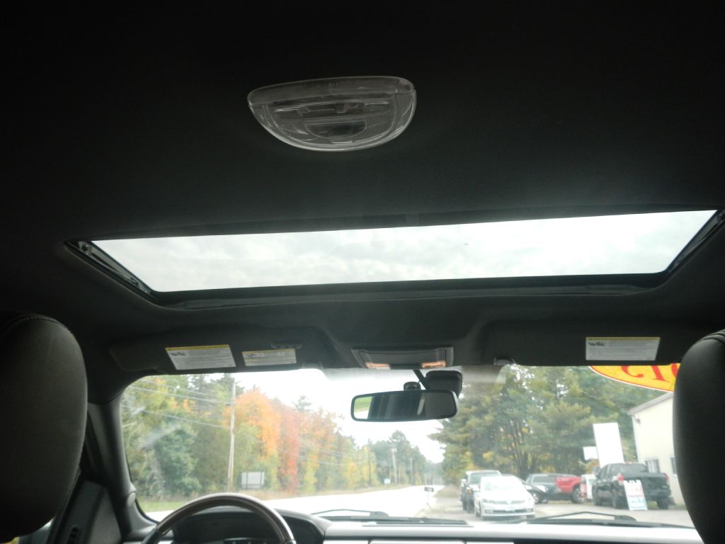 Photo 31 of this FORD F150 PLATINUM