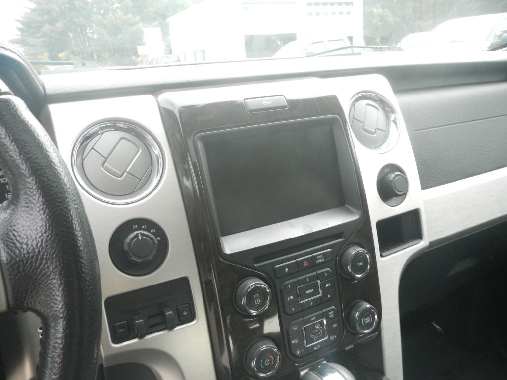 Photo 53 of this FORD F150 PLATINUM