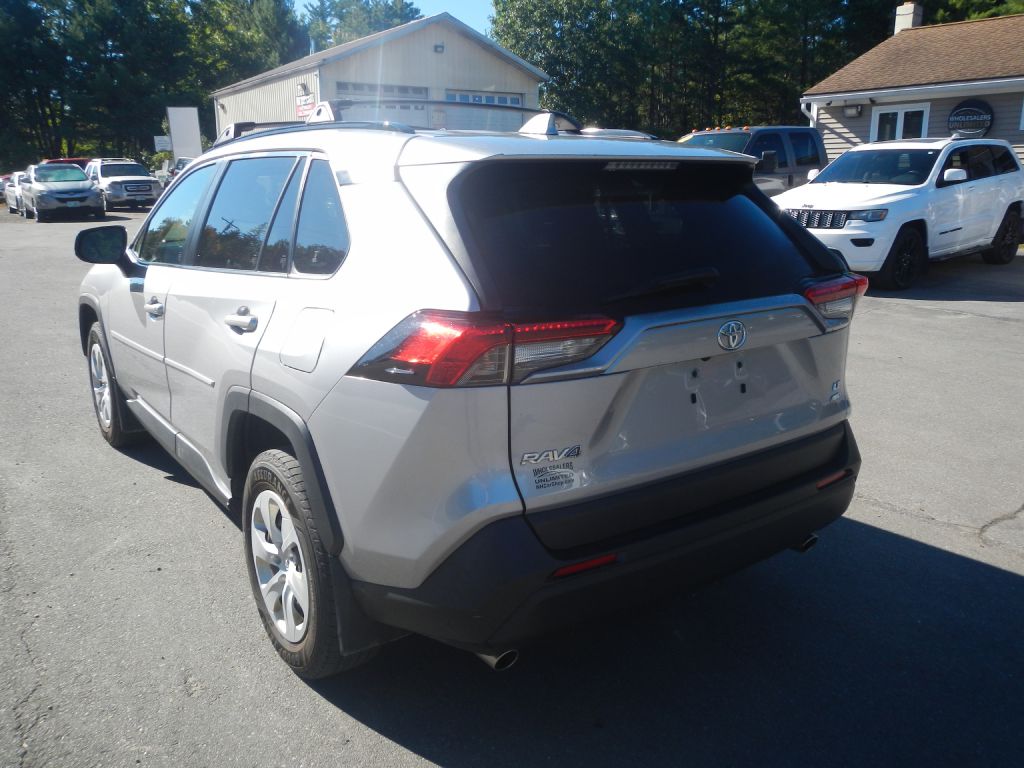Photo 5 of this TOYOTA RAV4