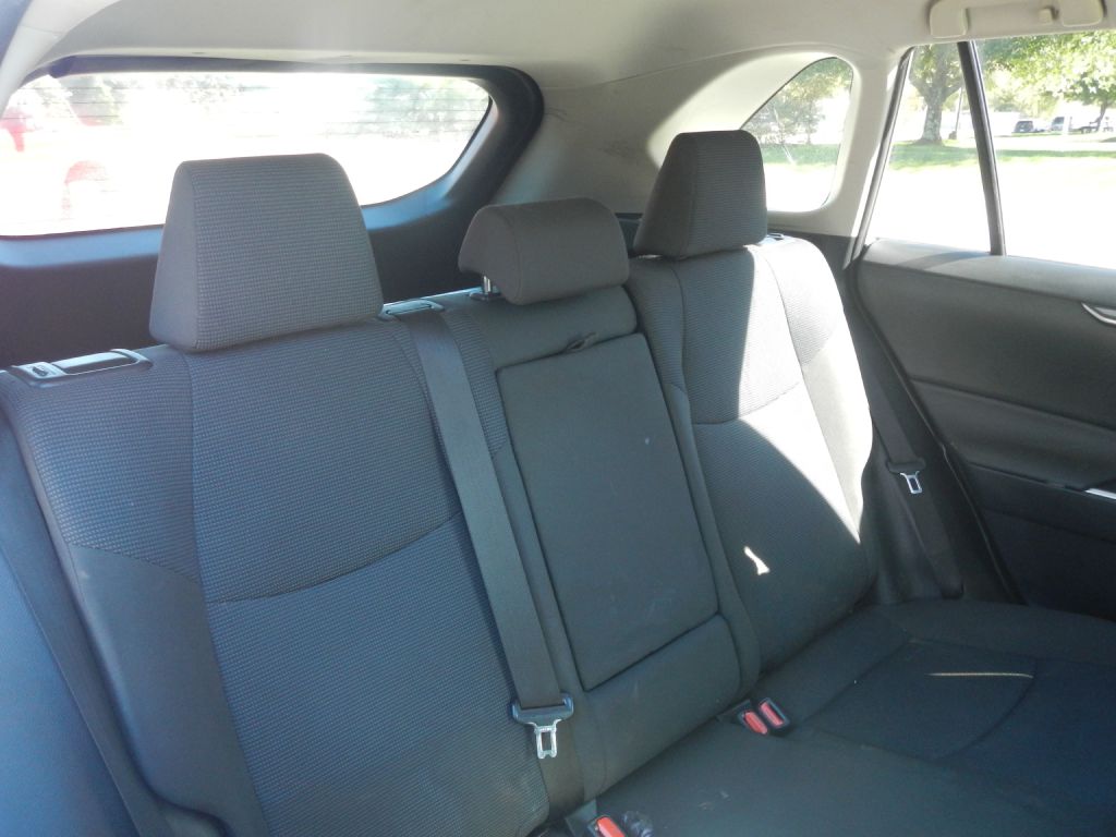 Photo 7 of this TOYOTA RAV4