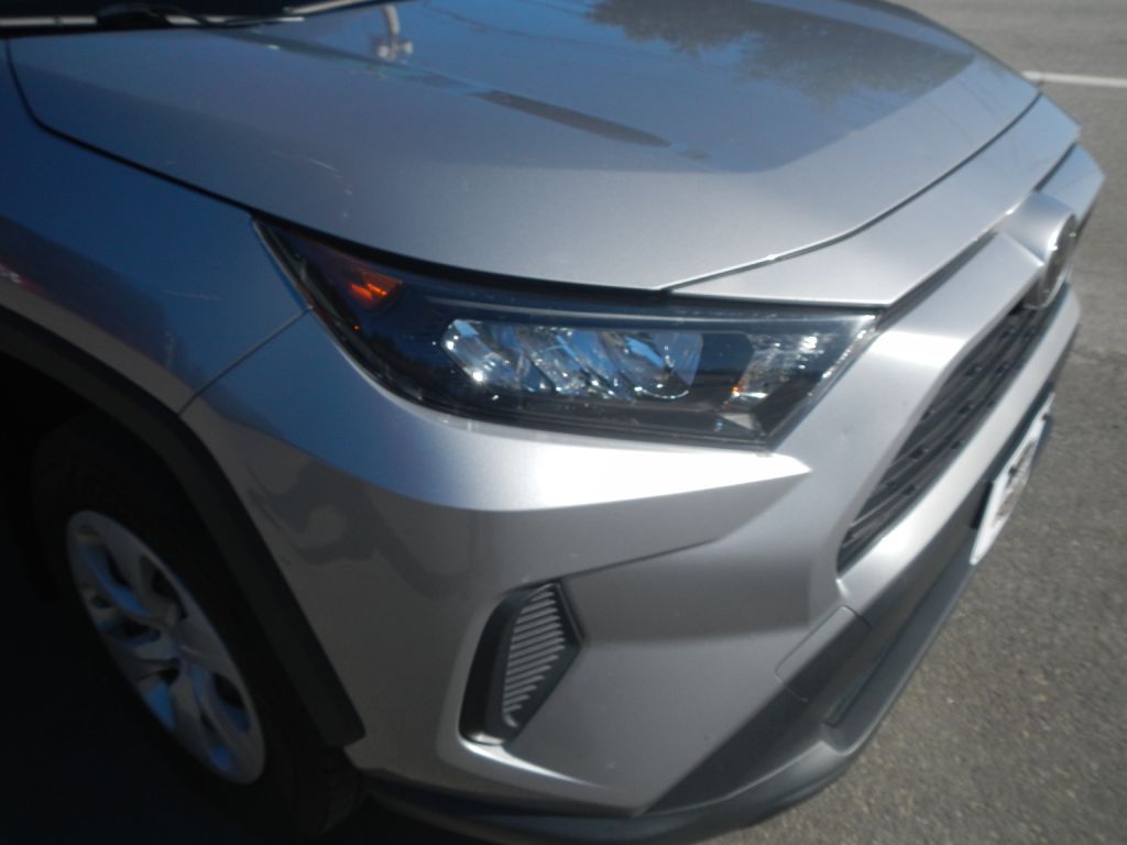Photo 11 of this TOYOTA RAV4