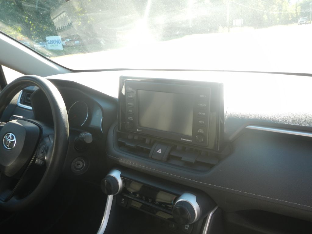 Photo 19 of this TOYOTA RAV4