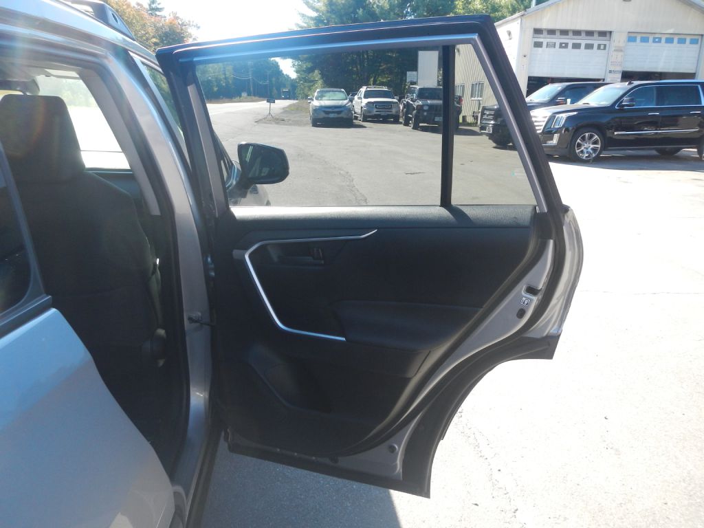 Photo 22 of this TOYOTA RAV4
