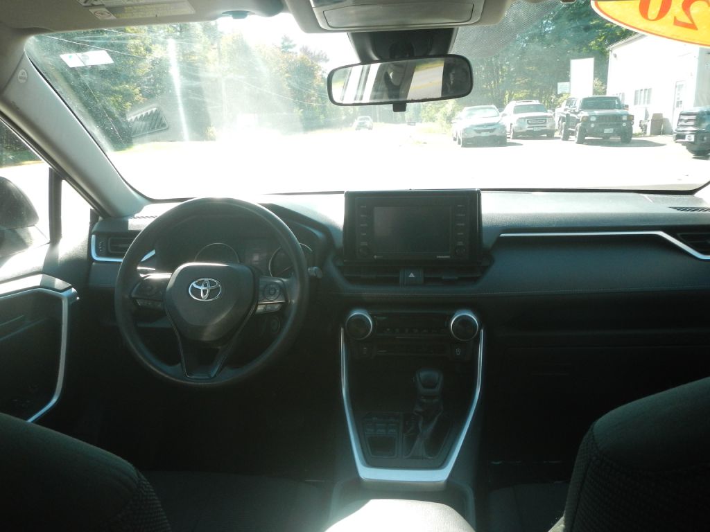 Photo 25 of this TOYOTA RAV4