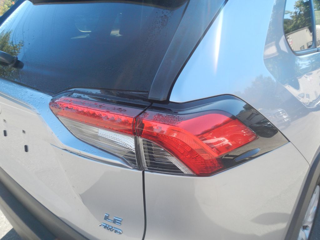Photo 27 of this TOYOTA RAV4