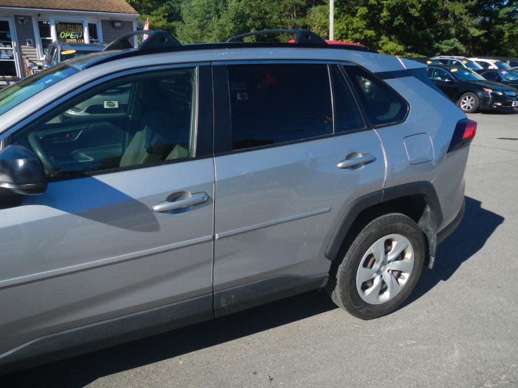 Photo 36 of this TOYOTA RAV4
