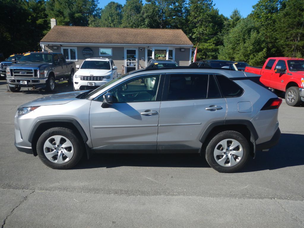 Photo 37 of this TOYOTA RAV4