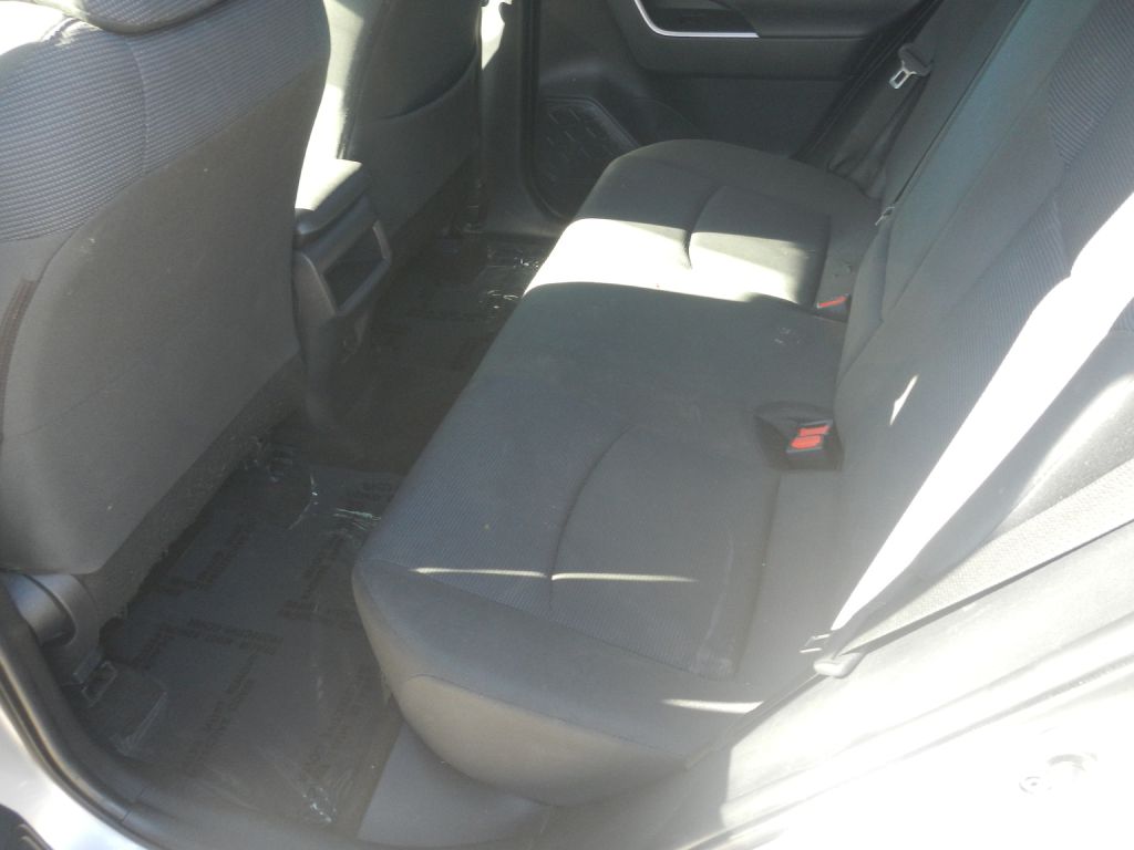 Photo 40 of this TOYOTA RAV4