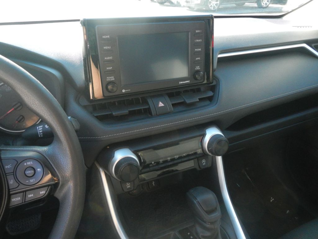 Photo 48 of this TOYOTA RAV4