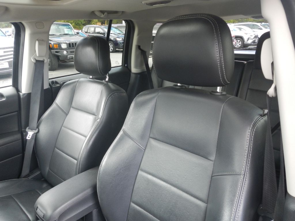 Photo 4 of this JEEP PATRIOT 4WD