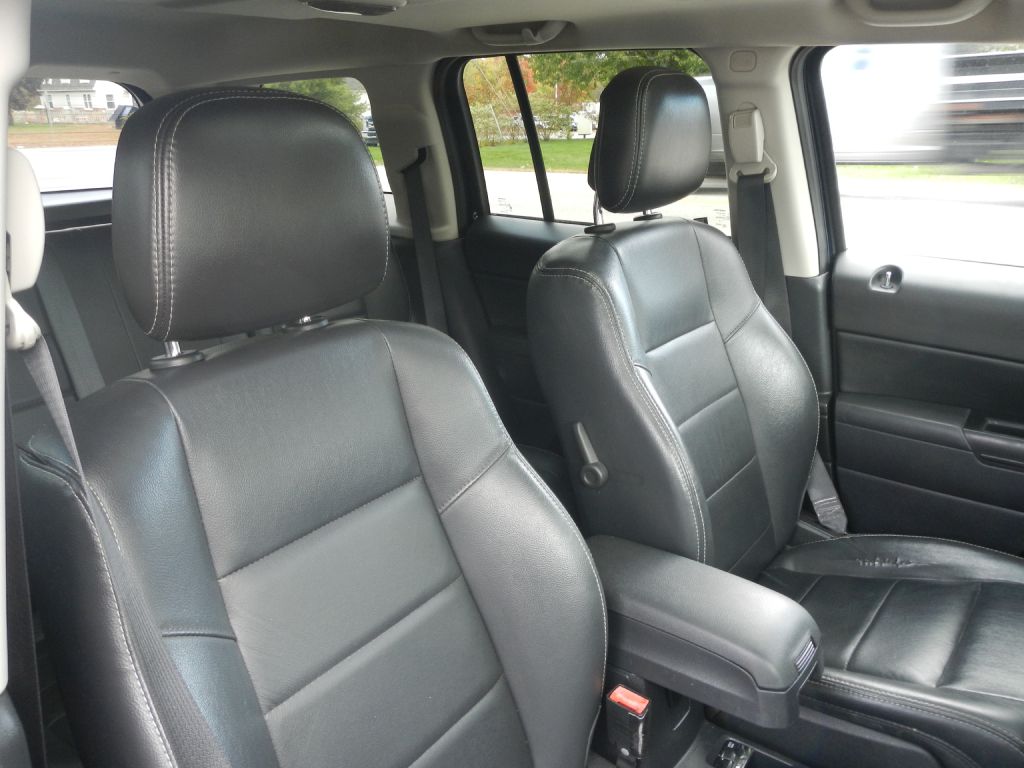 Photo 9 of this JEEP PATRIOT 4WD