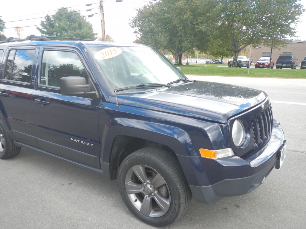Photo 13 of this JEEP PATRIOT 4WD