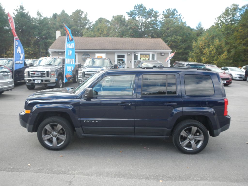Photo 40 of this JEEP PATRIOT 4WD