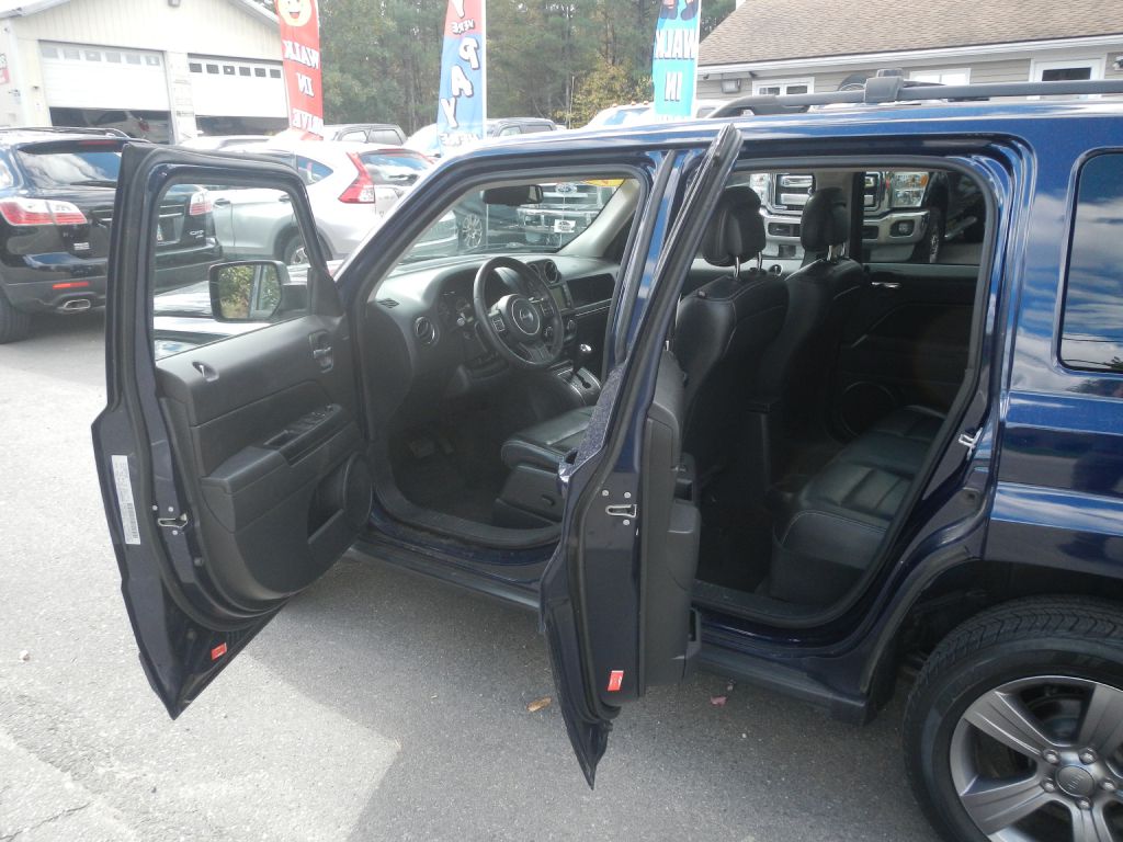 Photo 41 of this JEEP PATRIOT 4WD