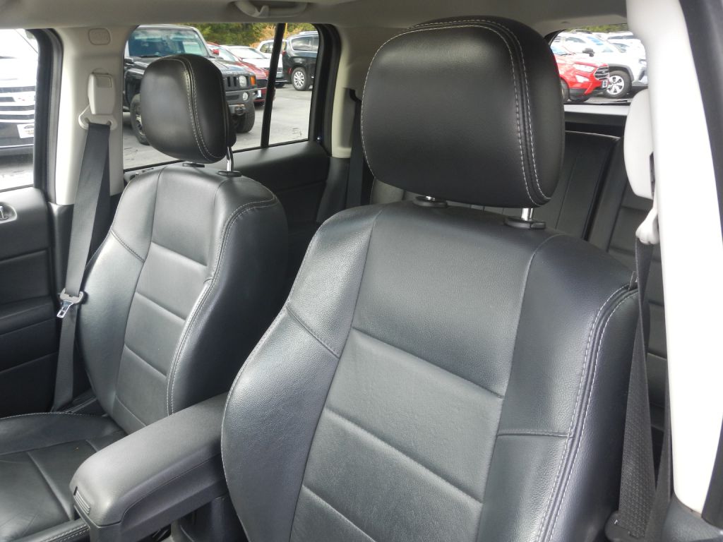 Photo 50 of this JEEP PATRIOT 4WD