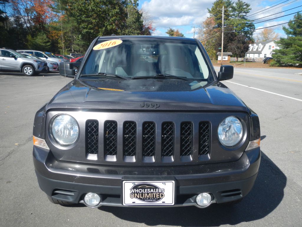 Photo 11 of this JEEP PATRIOT 4WD