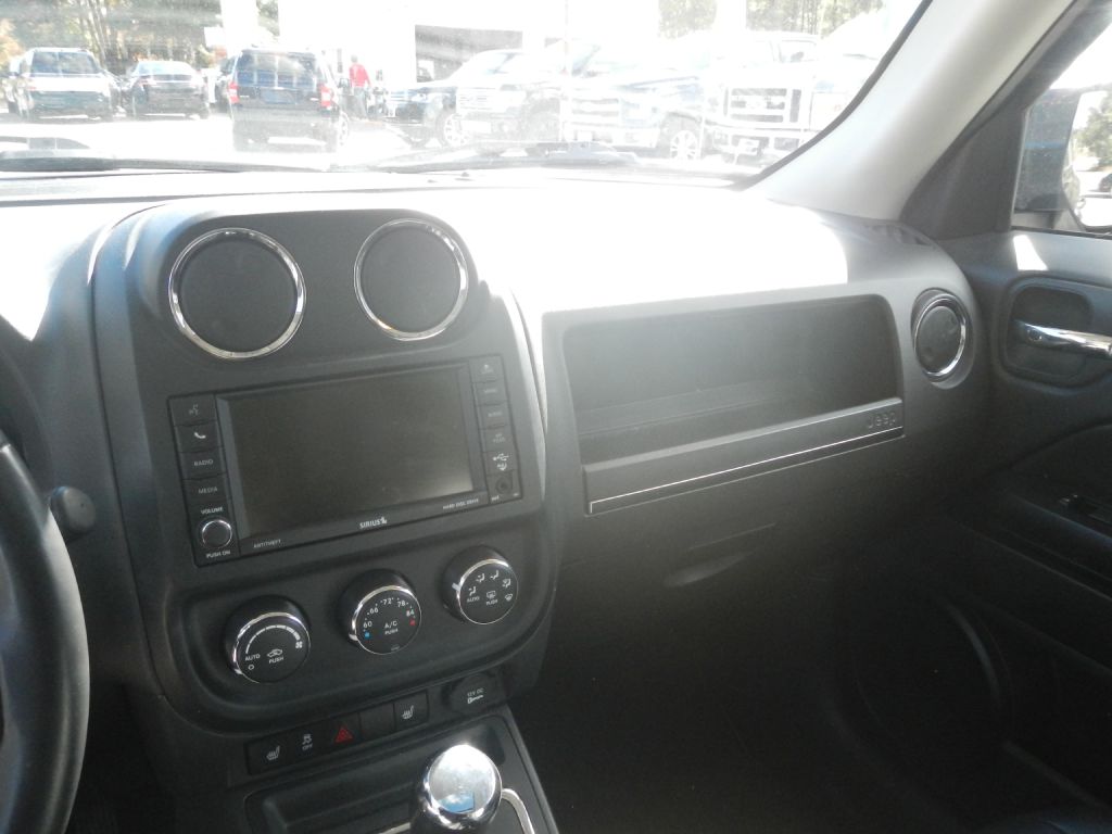 Photo 51 of this JEEP PATRIOT 4WD